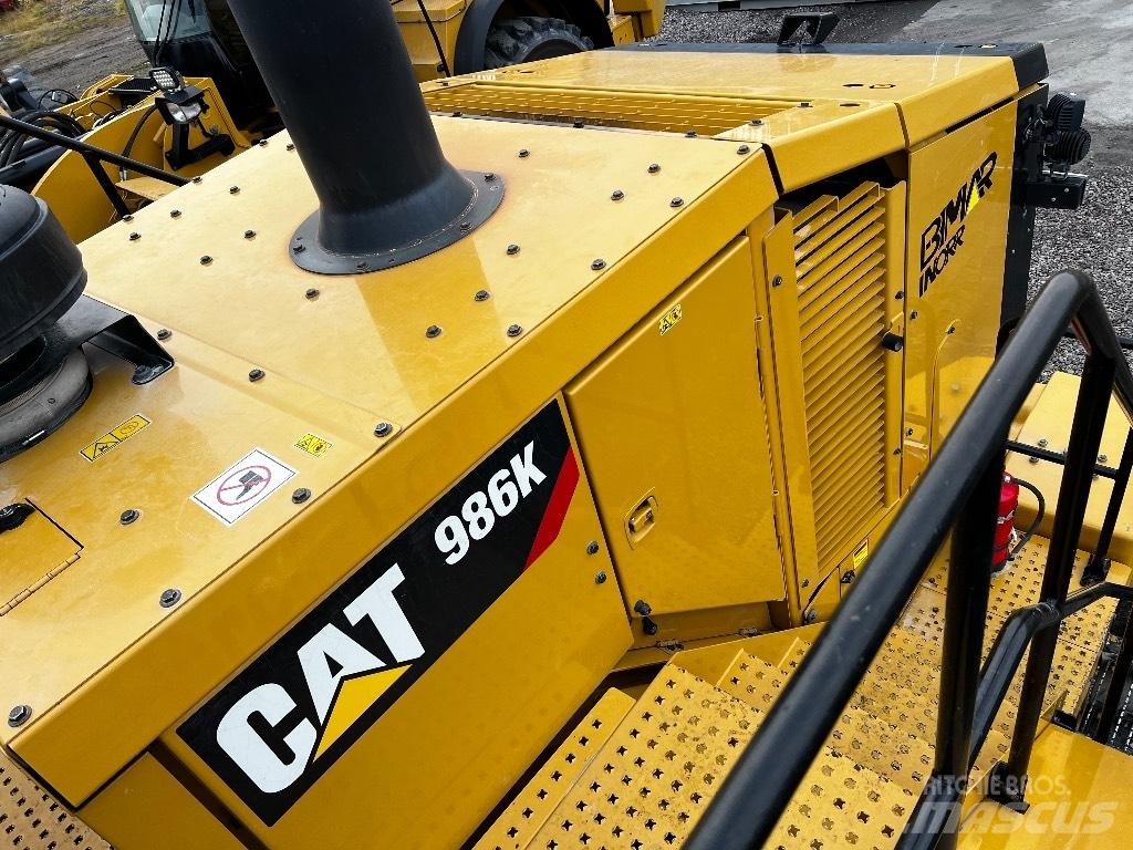 CAT 986 K Gumikerekes homlokrakodók