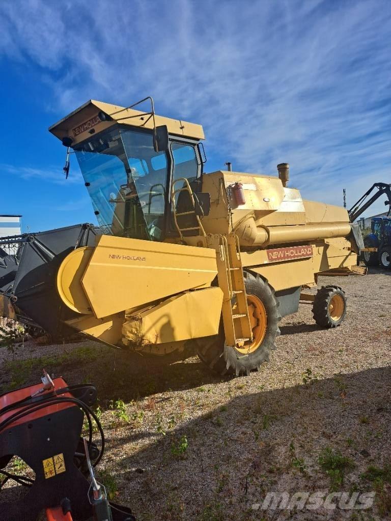 New Holland 8030 H Kombájnok