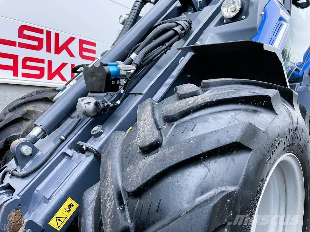 Multione 11.9K Teleszkópos gumikerekes rakodók