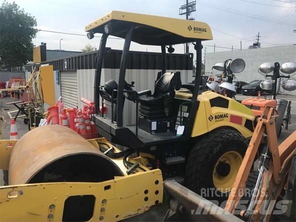 Bomag BW177D-5 Egydobos hengerek