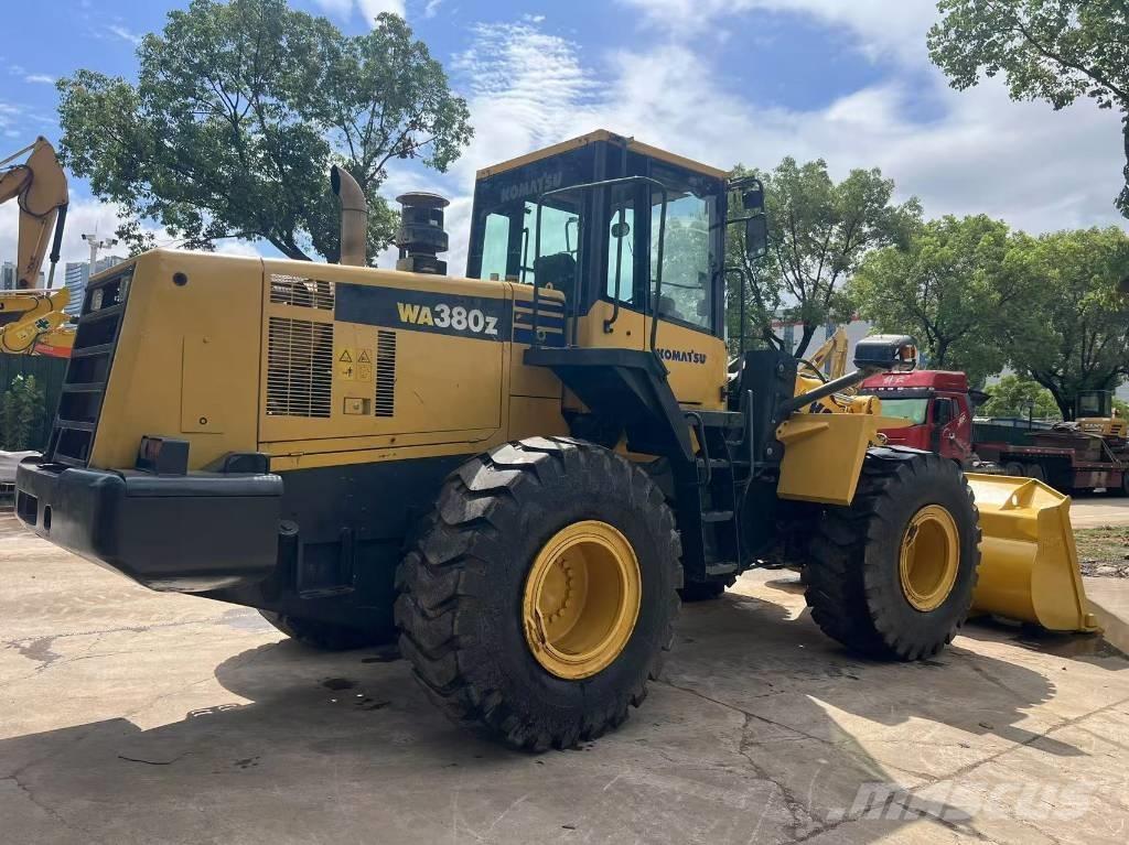 Komatsu WA 380-6 Gumikerekes homlokrakodók