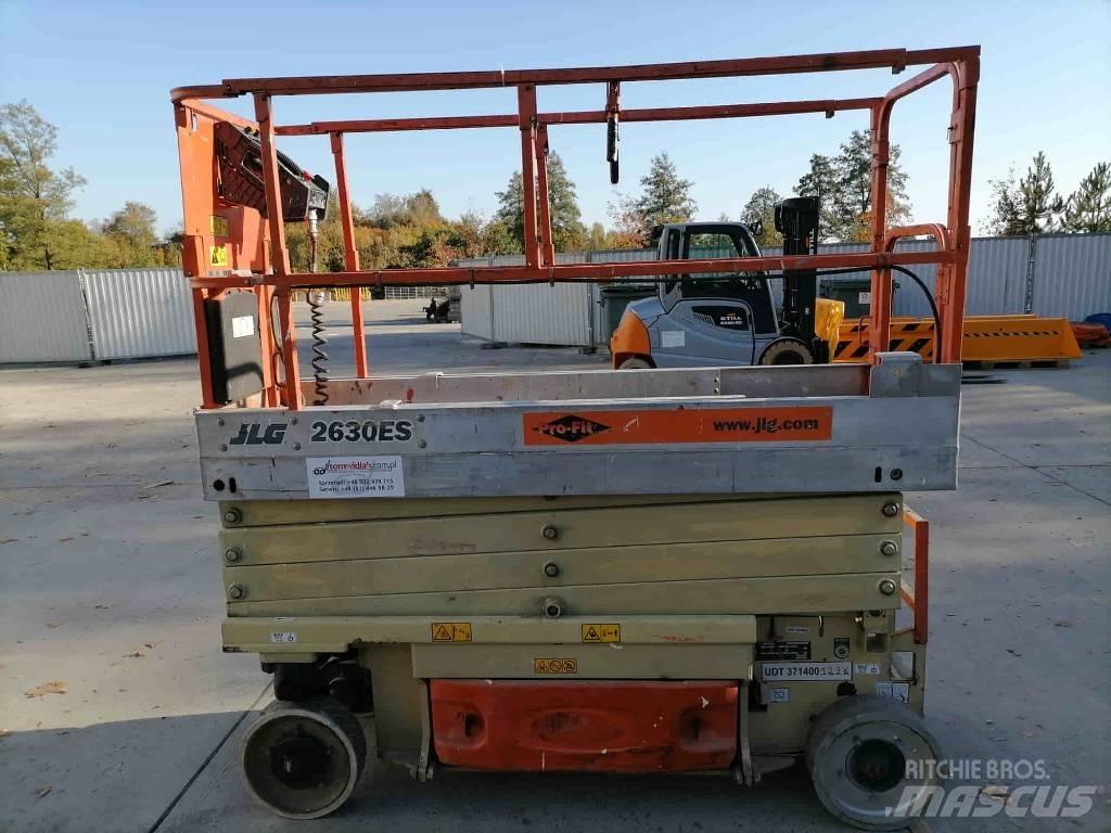JLG 2630 ES Ollós emelők