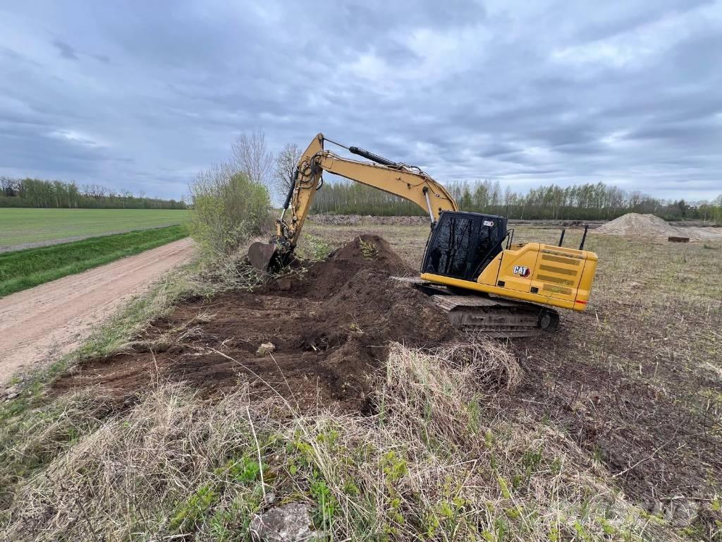 CAT 320 Lánctalpas kotrók