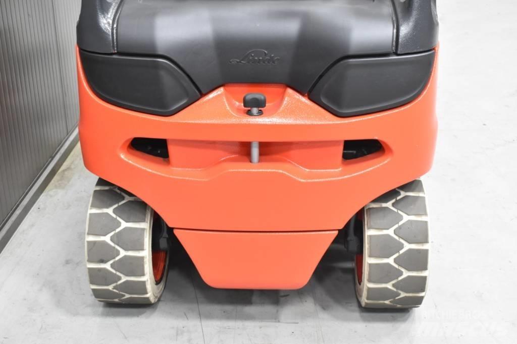 Linde E 25 Elektromos targoncák