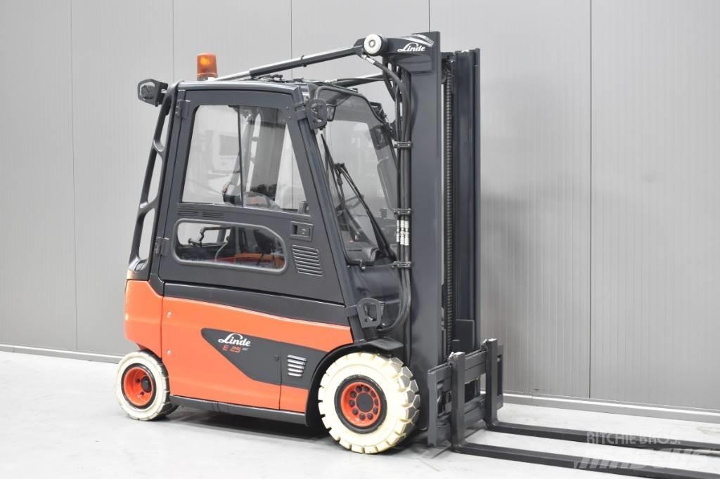 Linde E 25 Elektromos targoncák