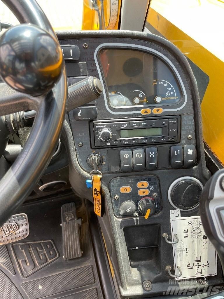 JCB 541-70 Agri Plus Teleszkópos mezőgazdasági rakodók