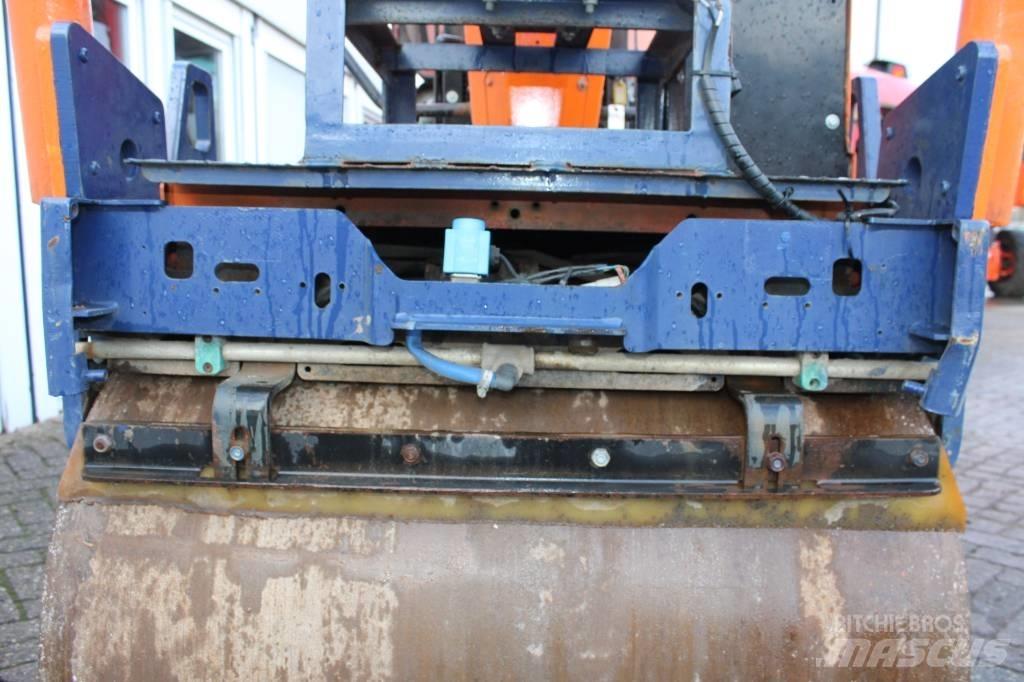 Ammann AV 23 E Ikerdobos hengerek
