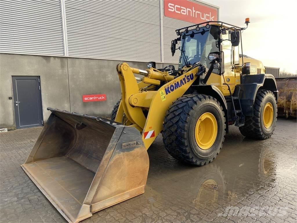 Komatsu WA320-8EO Gumikerekes homlokrakodók