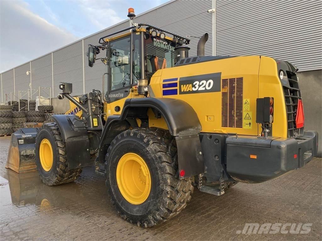 Komatsu WA320-8EO Gumikerekes homlokrakodók