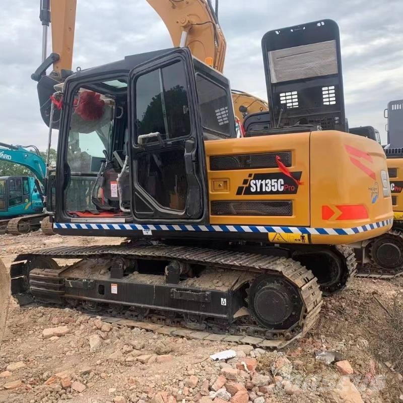 Sany SY 135 Lánctalpas kotrók