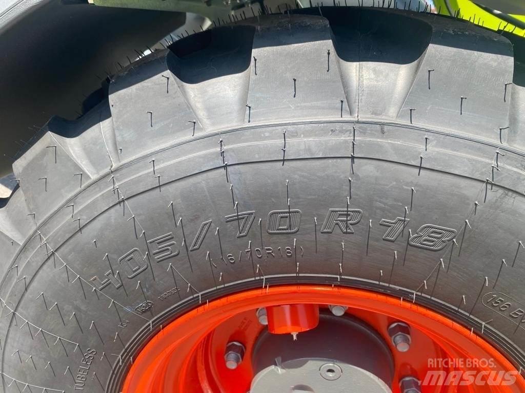 CLAAS Torion 530 Gumikerekes homlokrakodók
