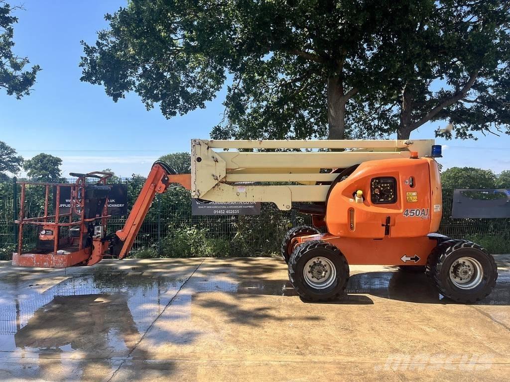 JLG 450 AJ II Karos emelők