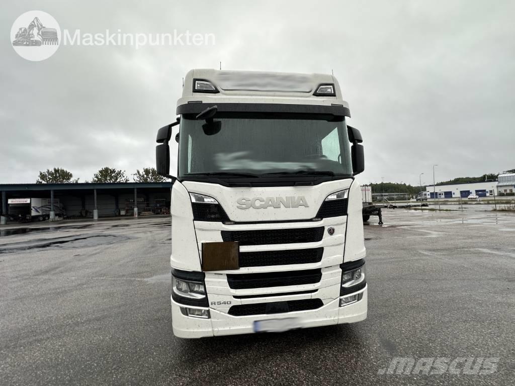 Scania R 540 Dobozos teherautók