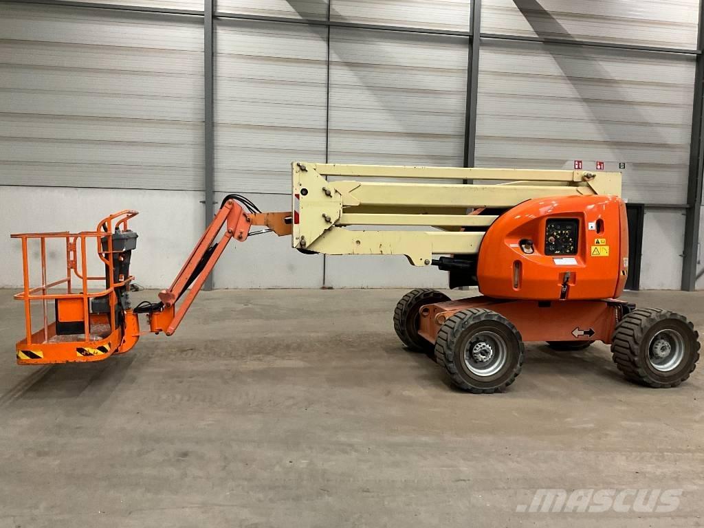 JLG 450 AJ Karos emelők