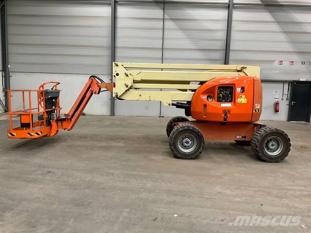 JLG 450 AJ Karos emelők
