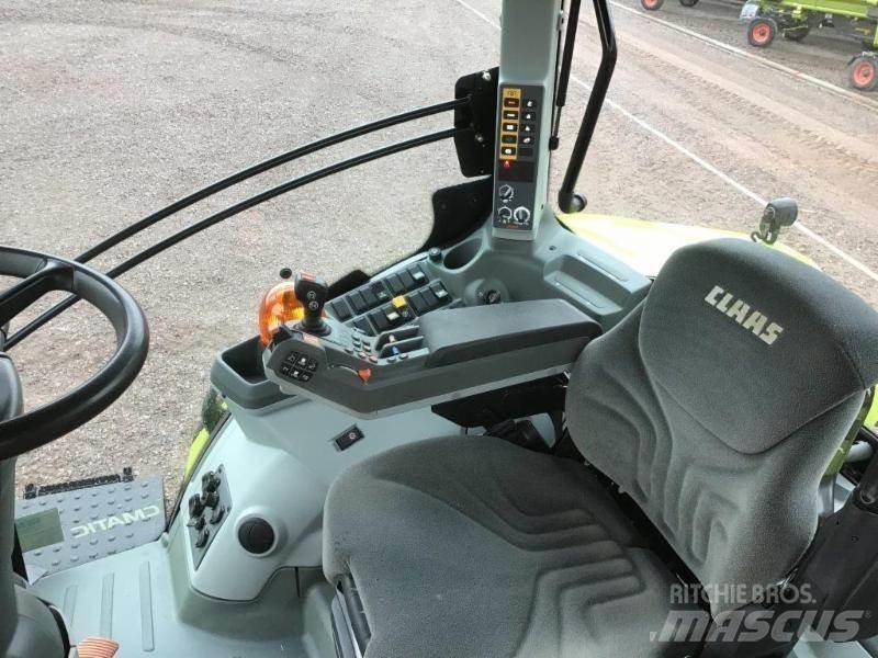 CLAAS AXION 810 Traktorok