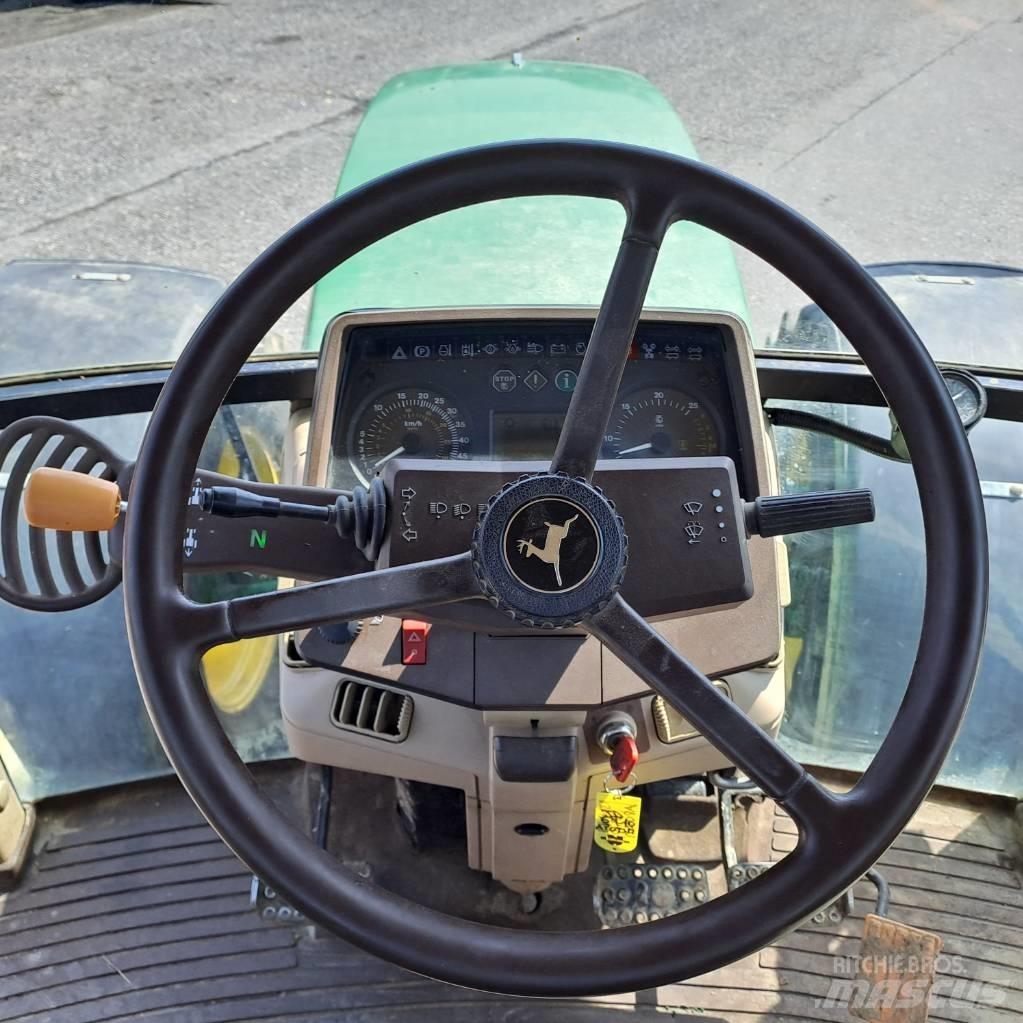 John Deere 6910 Traktorok