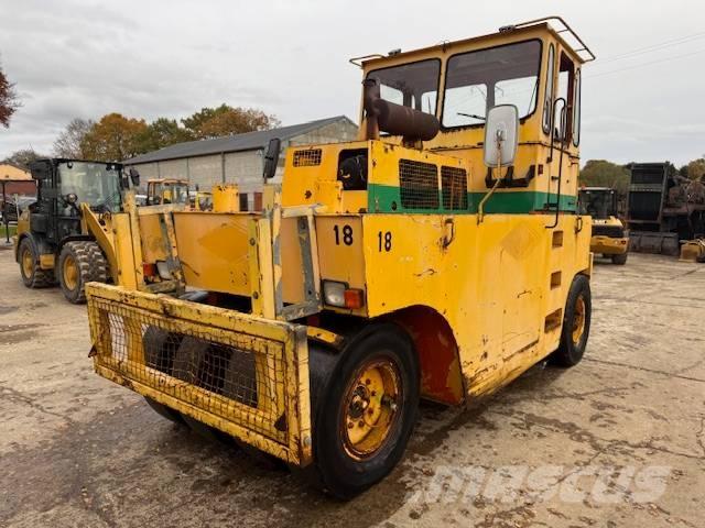 Hamm GRW 15 Pneumatikus kerekes hengerek