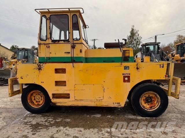 Hamm GRW 15 Pneumatikus kerekes hengerek