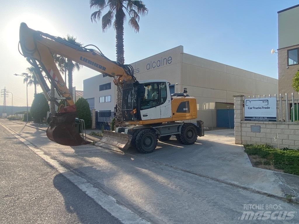 Liebherr A918 Gumikerekes kotrók