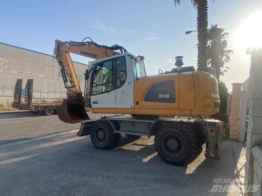 Liebherr A918 Gumikerekes kotrók