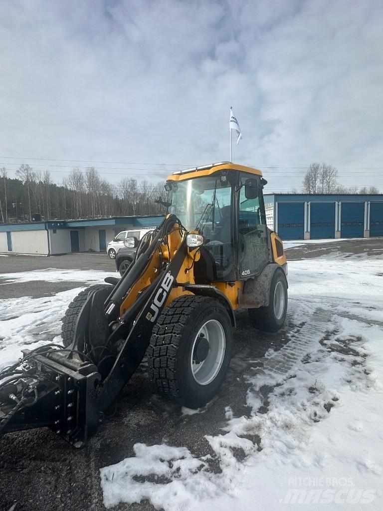 JCB 406 Gumikerekes homlokrakodók