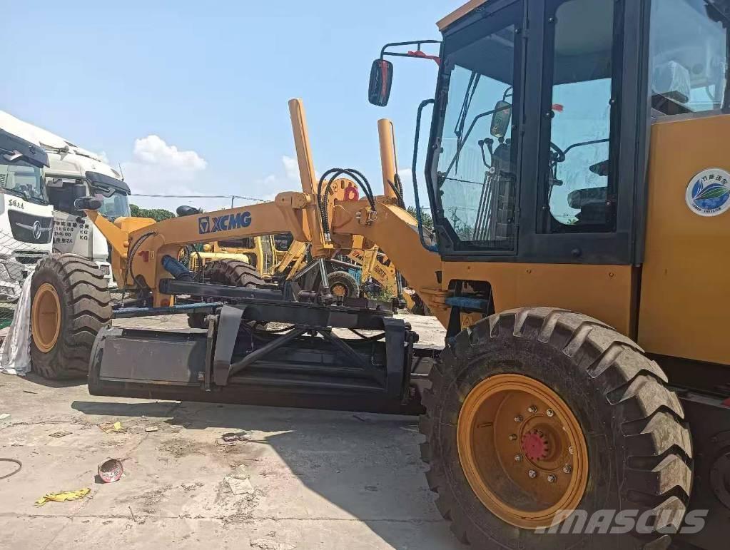 XCMG GR 1803 Gréderek