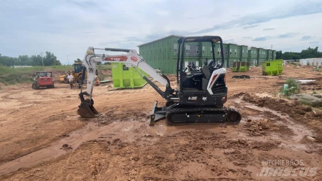 Bobcat E 35 Mini kotrók < 7t