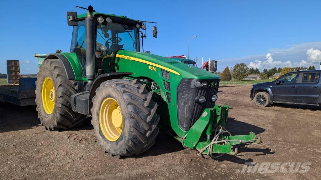 John Deere 8530 Traktorok