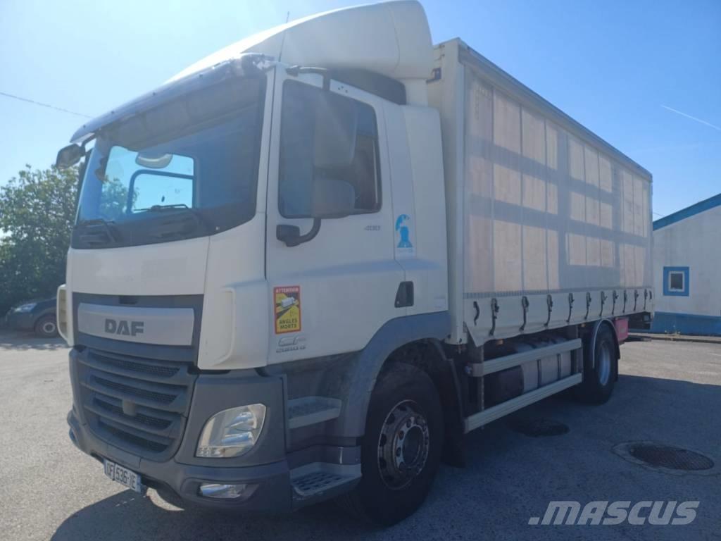DAF CF 400 Elhúzható ponyvás