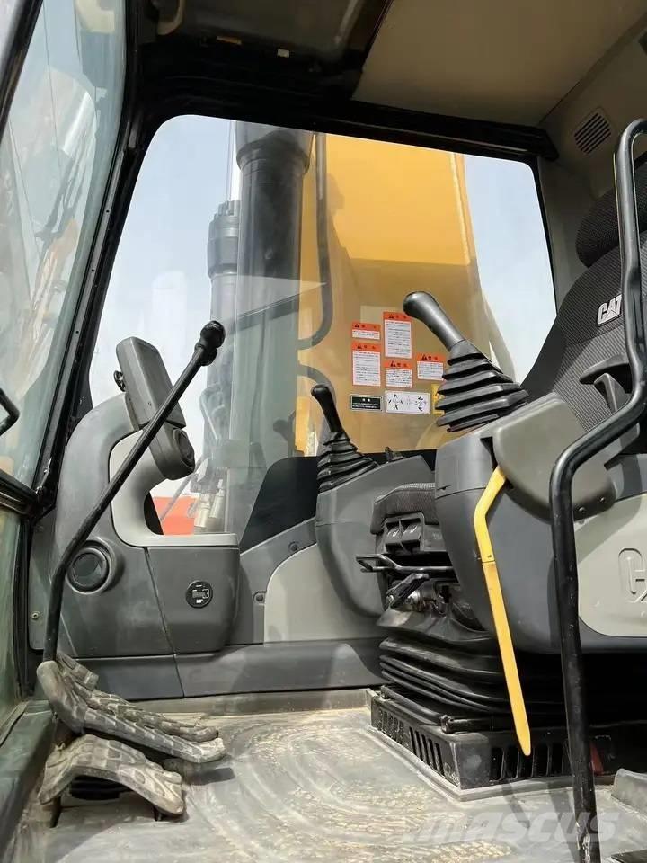 CAT 336D Lánctalpas kotrók