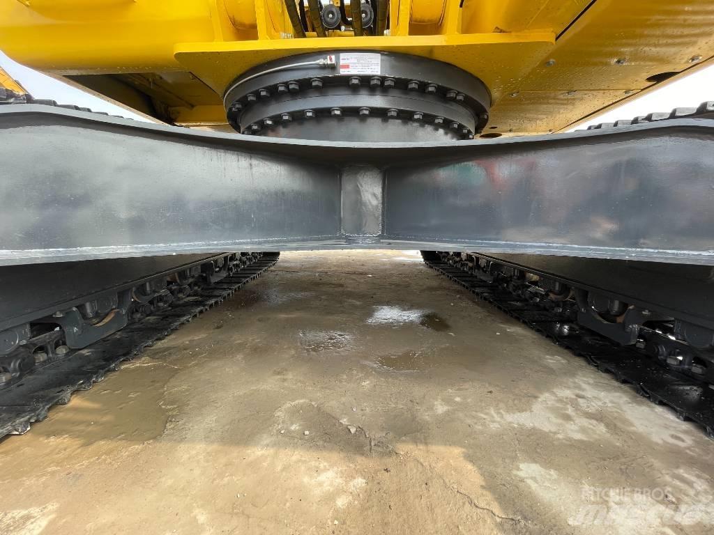 Komatsu PC220-8 Lánctalpas kotrók