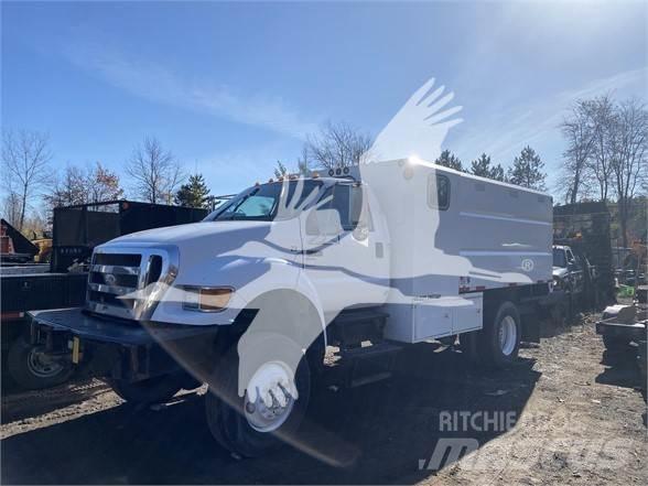 Ford F750 Építőipar - Egyebek