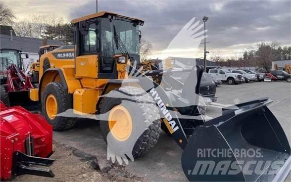 Hyundai HL940A Gumikerekes homlokrakodók