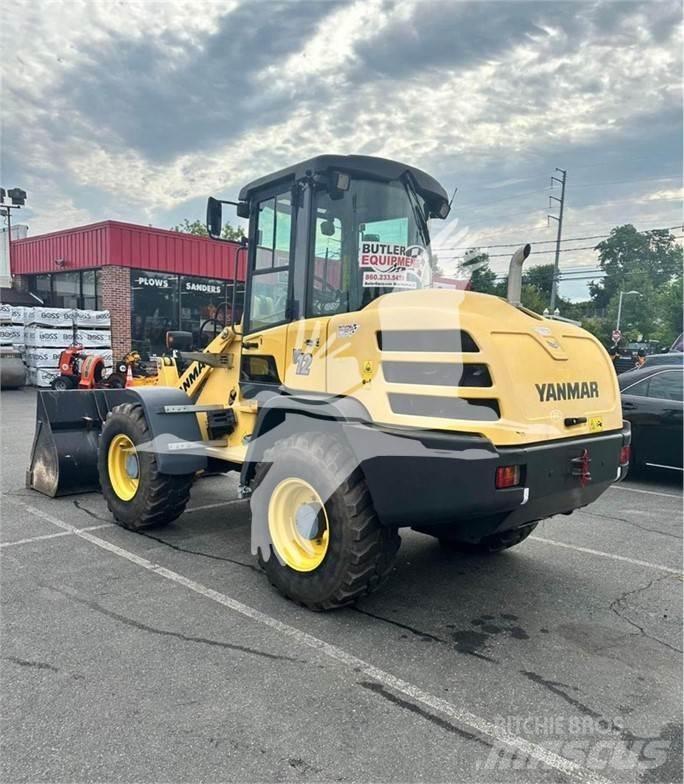 Yanmar V12 Gumikerekes homlokrakodók