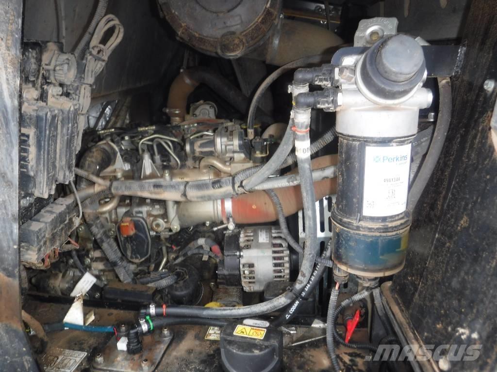 Mecalac 6 MDX Mezei dömperek