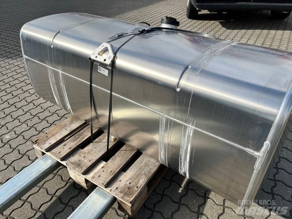 DAF XG Üzemanyag- és adaléktartályok
