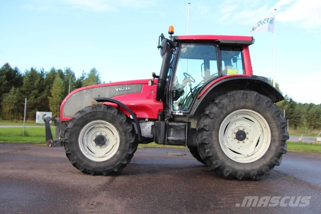 Valtra T 131 Traktorok