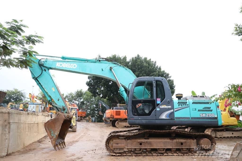 Kobelco SK 200-8 Lánctalpas kotrók
