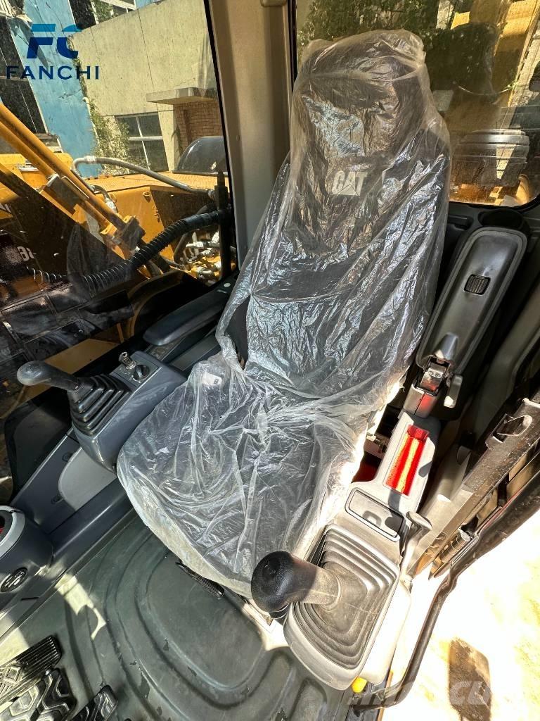 CAT 329 Lánctalpas kotrók