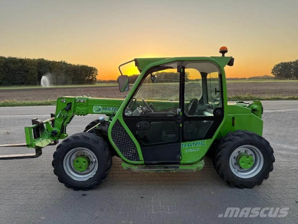 Merlo P25.6 Teleszkópos rakodók