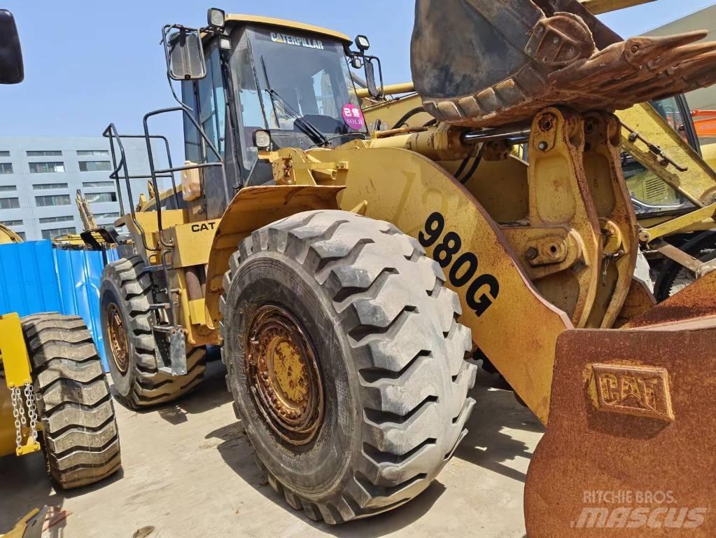 CAT 980 G Gumikerekes homlokrakodók