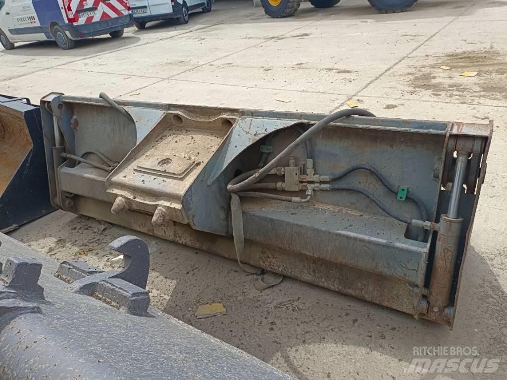 Mecalac 4x1 Kanalak