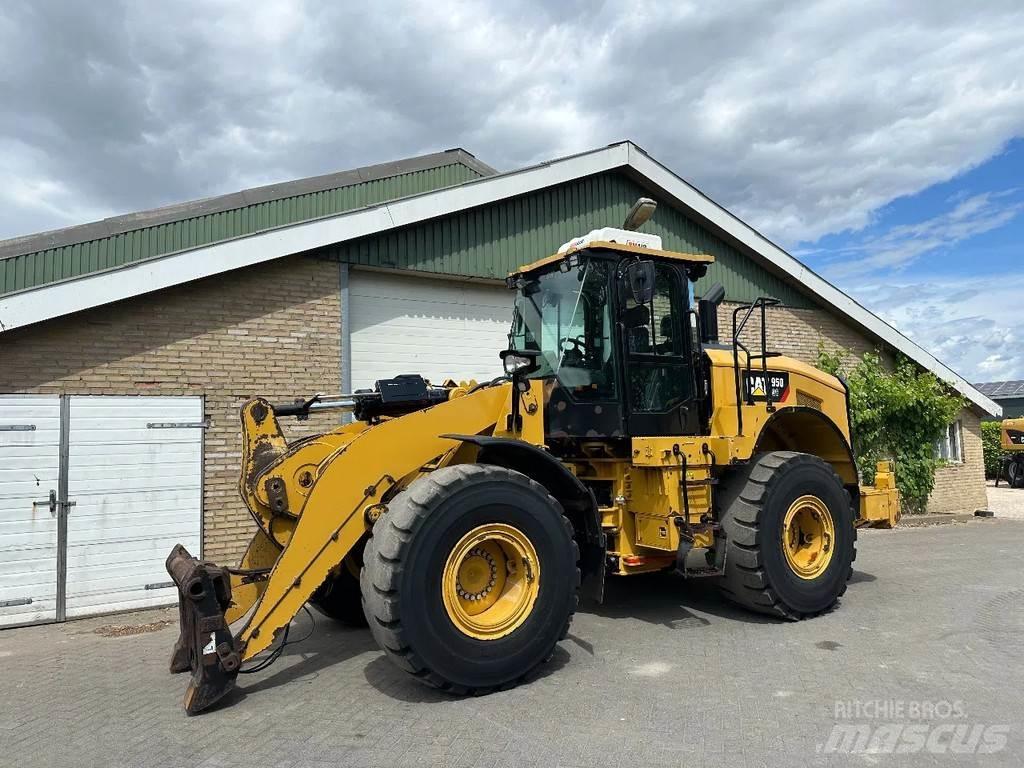 CAT 950G Gumikerekes homlokrakodók