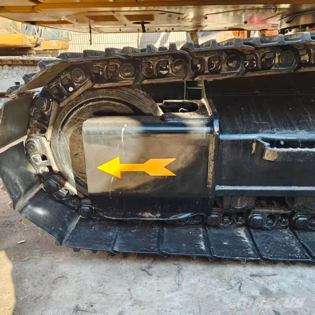 CAT 320 C Lánctalpas kotrók