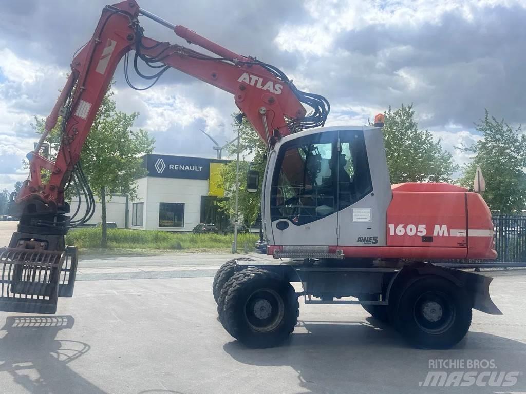 Atlas 1605 M Gumikerekes kotrók