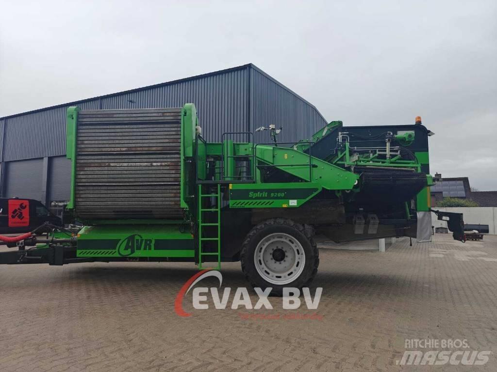 AVR Spirit 9200 Burgonya kombájnok és kiszedők