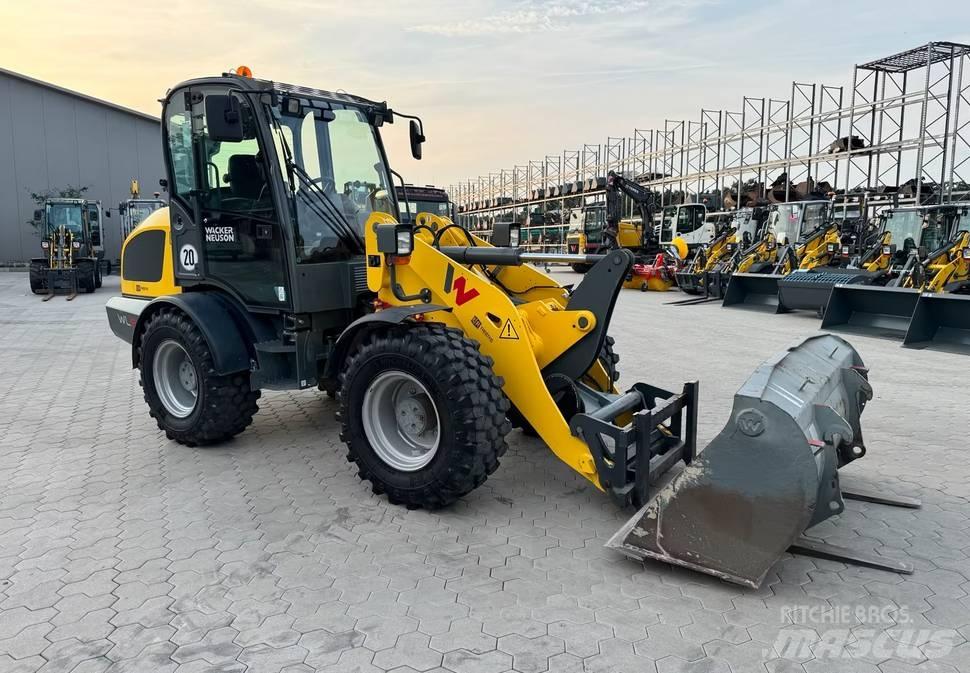 Wacker Neuson WL 52 Gumikerekes homlokrakodók