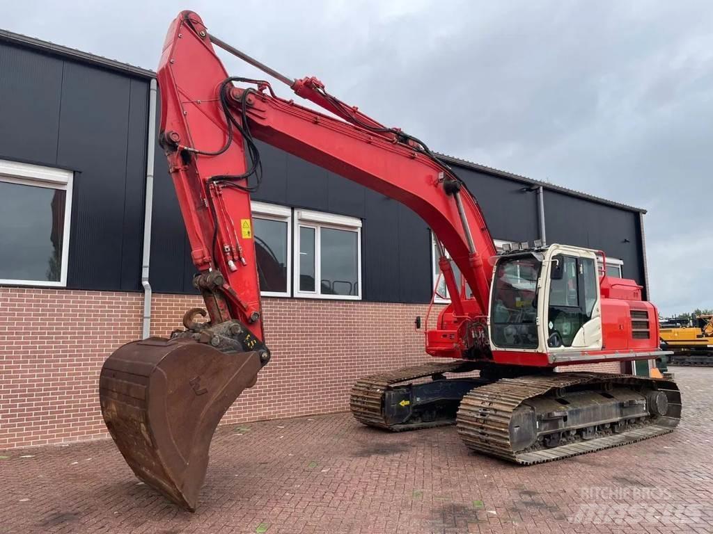 Hitachi ZX300LC-6 Lánctalpas kotrók