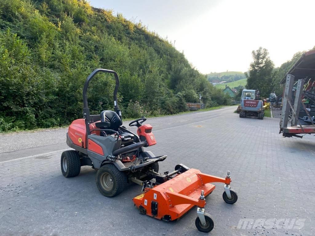 Husqvarna P 525 D Ráülős fűnyírók